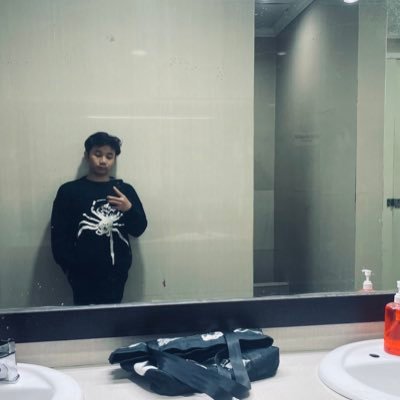 AzadiBintang666's profile picture. 