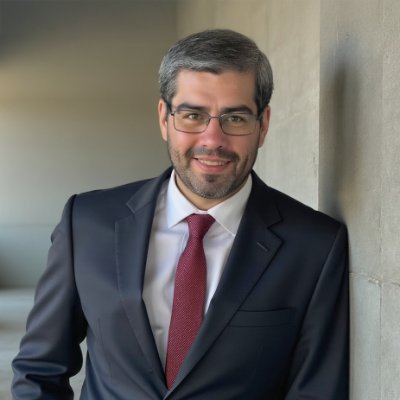 orlandosuarez's profile picture. 👨🏻‍💻 CIO iLike360
👨🏻‍🏫 Formador de Marketing, IA y TD
👨🏻‍💼 Consultor en Comunicación
🏛️ Académico de RA San Luis
🚀 Estrategias que fortalecen marcas