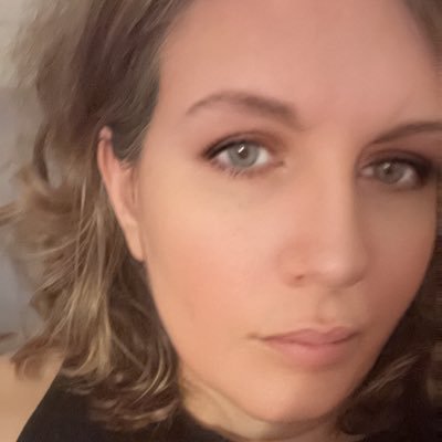 I was born and raised in the South Bay, CA. I refuse to partake in group thought and enjoy critical thinking. I don’t like either political party. COS