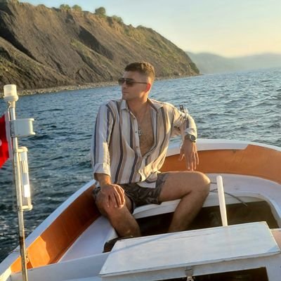 kadirkoros's profile picture. 