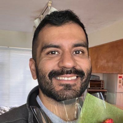 Lawyer • @uclaw_sf ‘21, @stanford ‘12 • College Football/Drag Race/Nerdy Joke Enthusiast 🏳️🌈 • Views my own