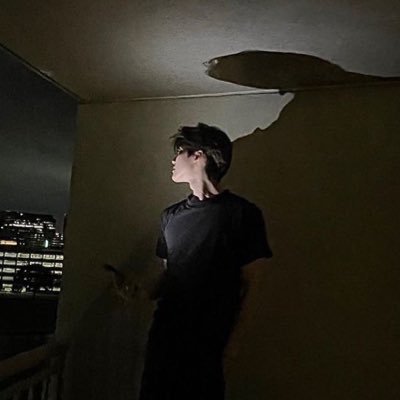 mostmont's profile picture. 