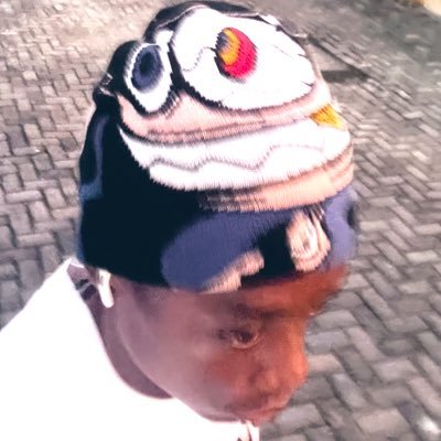 Oluwastevern's profile picture. 🦁. ( the last elites. ). tweeting out of context and lyrics ifw. 888