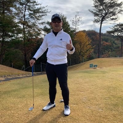 tkzcarp22's profile picture. R4社労士試験合格（4回目）→R5開業登録→R7本業退職→完全独立/FP2級（資産設計提案業務）/給与計算実務能力検定2級/55歳からの開業/ゴルフとカープ🎏大好き/人生の師:こはぜ屋の宮澤社長、アントニオ猪木/介護福祉業界に強い社労士になります/かっこいいポストはできません🙇‍♂️