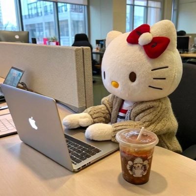 LaMarceTelodice's profile picture. Como muchos, experta en nada y opino de todo. 
zurda, esposa, polola y mami. 
No me gusta el manjar.