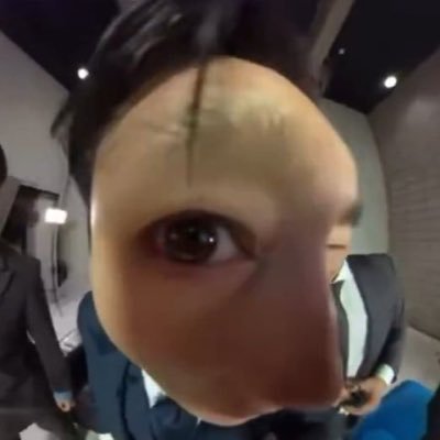 criinariis's profile picture. Grawh ig / 19