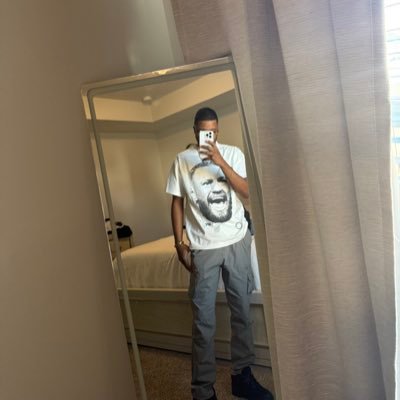 clt📍| gotta have good throat when you fuckin’ wit the goat 🐐 @troyshawnn
