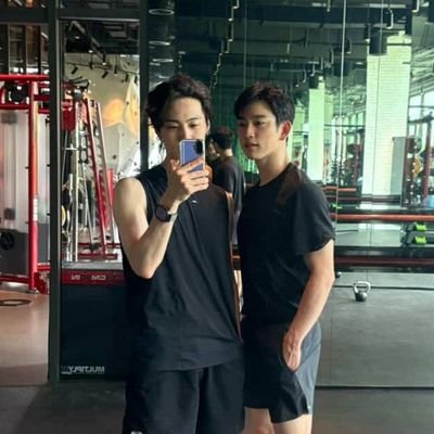 teenathought's profile picture. fan account ⭐️ jjp stan