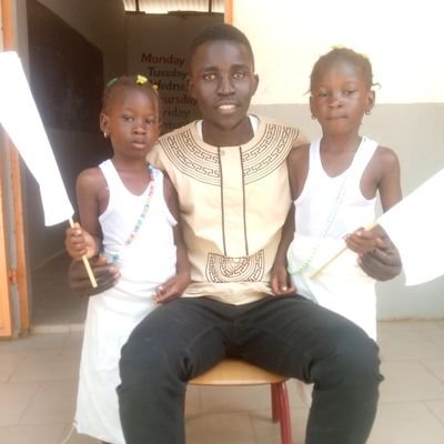 I'm assan sinyang from the Gambia smiling coast of west Africa am a drop out from school due to financial issues I live parents and siblings