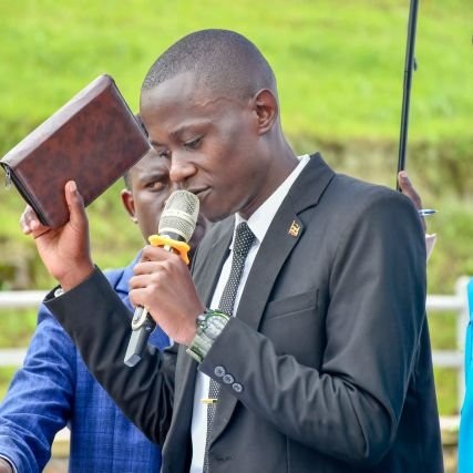 Agriculturalist, MMU 19th Vice Guild President, Rotaracter, Bsc.Agric scholar at MMU and patriot.