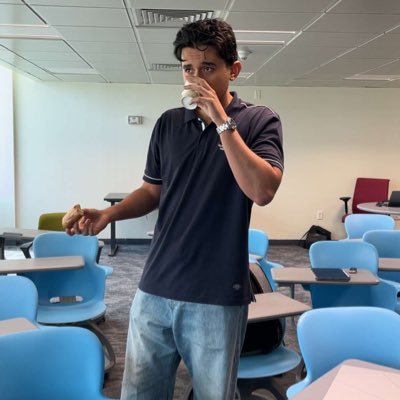 qmh_17's profile picture. #CPP25 ⚡️     UCLA ‘29