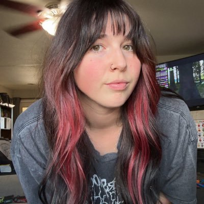 Giraffe | Do you feel Love? Profile