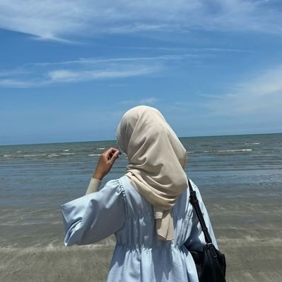 jonginiebby's profile picture. i rarely open twitter