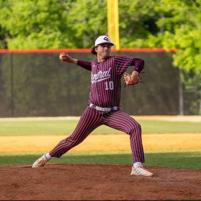 QB 6’2 195lbs 2026 RHP IF Central High School