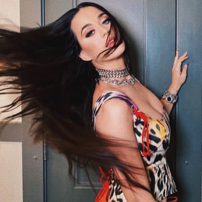 @katysharleys