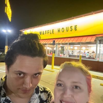 peep the waffle house aura (he/him)https://t.co/GsHvi1P5R3