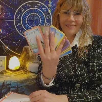 Sou um médium espiritual para todos os seus problemas físicos e espirituais, não hesite em me conectar