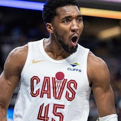 faztrofic's profile picture. ❤️💕