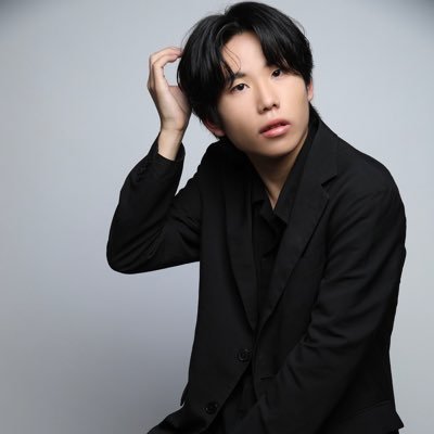 hinata_chloe_'s profile picture. 冬月グループCLUB Chloe ENTJに見えないENTJ