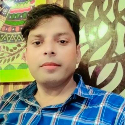 वे हमारे सभ्य होने के इंतजार में हैं और हम उनके मनुष्य होने के.......!
