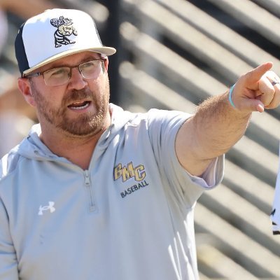 Head Baseball Coach at Bishop Moore Catholic @BMC_Baseball and Major Gifts Officer - Advancement Office #SkinnerStrong #HornetNation #CHDParent #HornetAlum ‘03