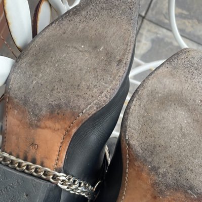 Italian student proud simp incel for better people (better in designer shoes or boots)
