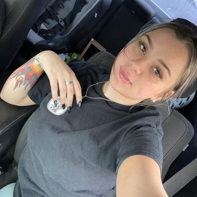 Olashile23057's profile picture. Long term relationship if you have trust issues don’t come here to hurt my feelings 🫂🤦💞    😇 Love to party 🎉