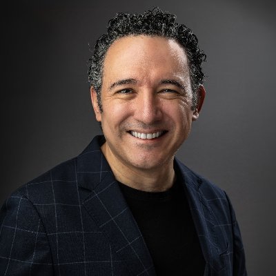 🇲🇽 Mercadólogo MTI. CEO @CentralMedia. Instructor @IABMexico @amvomexico. Presidente mesa #Salud @somos_AVE. Conductor #Podcast @AlgoritmoSalud @889Noticias.