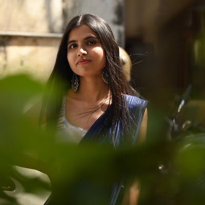 KhushiSingh6889's profile picture. 