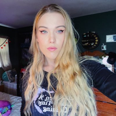 keepsake__'s profile picture. 
