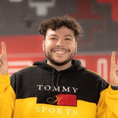 Player for @MBUEsports • @VLRdotgg Helper • Manager for @BlueOtterGG RIP @ZekeNotGio