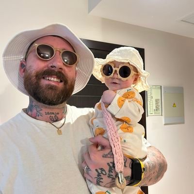 Scottish Italian 🇮🇹 x 🏴. The Sunday league fat Pirlo ⚽️. KTFC Fan. Owner of Studio80eight BarberShop & founder of 80eight Golf ⛳️🔥
