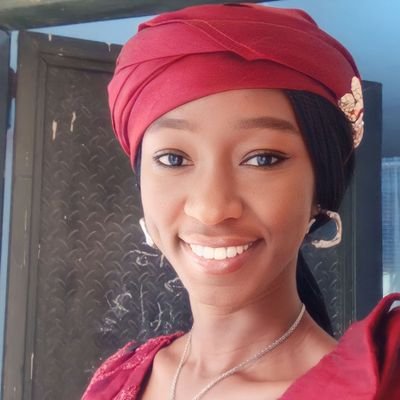 Legal Practitioner•Internet Marketer•I tweet about how you can earn income passively from the internet.