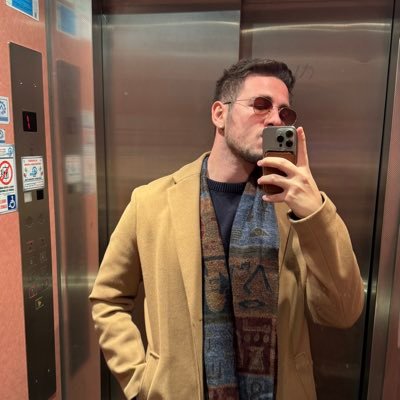 teomandemirhan's profile picture.