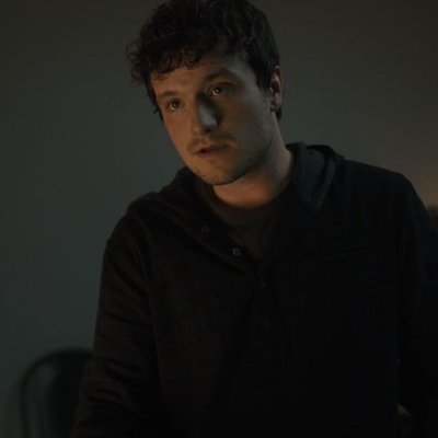 deserterstravel's profile picture. ɪ'ᴍ ᴊᴜꜱᴛ ᴛʀʏɪɴɢ ᴛᴏ ꜱᴜʀᴠɪᴠᴇ . . .