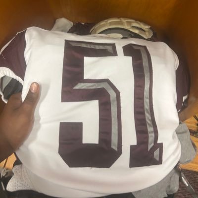 Weight: 300 Height: 6’5 Football: OL RT| @hindsathletics | 2026 |GPA 3.2| phone # (601)-961-9518| head coaches @coachjones2010