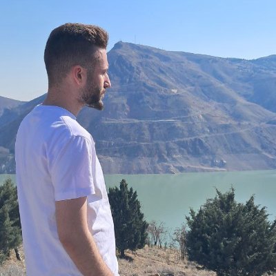 Ahrm_2002's profile picture. 