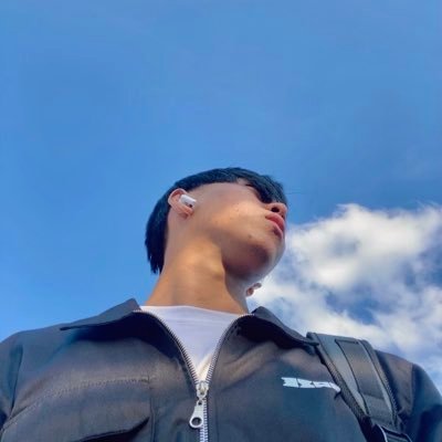 rzaaale77482's profile picture. Allah lagi, Allah terus🤍
