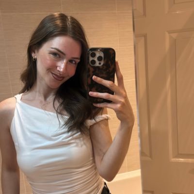 laurenskarratt's profile picture. 