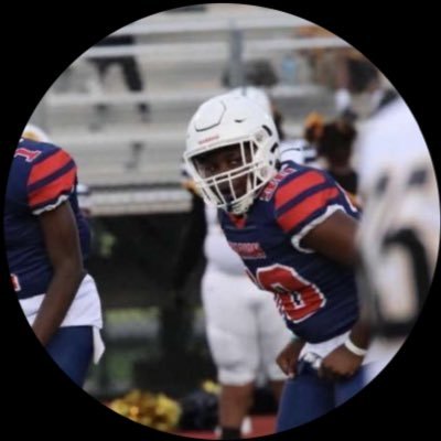 Old football account got hacked. Bench 200, squat 200, weight 190, power clean 150, position LB, co 27,8708397474
