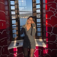 Özge (@ozgeayvaa) Twitter profile photo