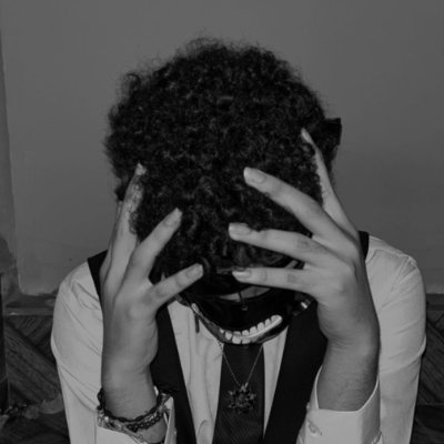 NarcisoDeyvid's profile picture. 24,
8/10 Ing. Sistemas e Informática,
Programación, Rap, fútbol , anime y wrestling

Voy de rojo, camuflo red flags