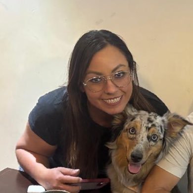 Consultora, pedagoga, melómana, NFLholic, workaholic, y ¡UNA MAMÁ! #FindingHope