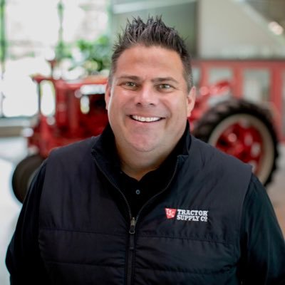 VP, AI Platforms at @tractorsupply | @CNBC Tech Council | @nrfnews Tech Council | @Nashvillebiz 40 Under 40 | Alumn @NorthwesternU @ChicagoBooth