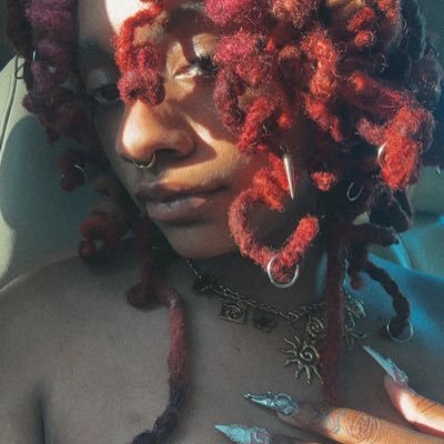 23 ♒️⠀| afro-indigenous | oil painter + mixed media artist ☻ |