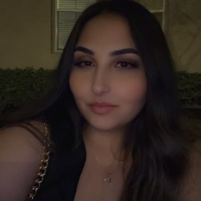 E ♡
