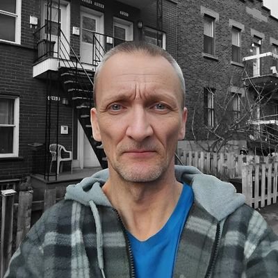 DemersMart11220's profile picture. Mec gay de Montréal 
Cherche mec pour fun