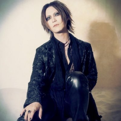 #黒蜥蜴 KURO†KAGE / #仏の涙(La'cryma Chisti Cover) / #全日本電撃昭和女史会(昭和歌謡cover) / #TheBlacky (Support) etc…■チケット予約 御仕事御依頼 レッスン等各御問合せはDMにて