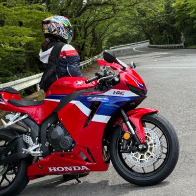 R_CHAN_25's profile picture. CBR600RR 8BL-PC40 &クルーザータイプも乗ってます✨