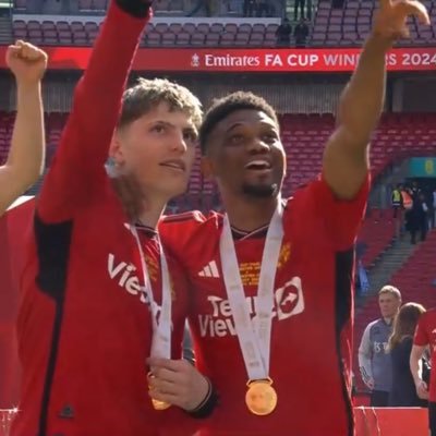 kya_kya_mununii's profile picture. 試合の時間はよく喋ります。 ファーガソン時代から見ております。